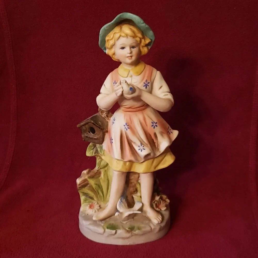 Vintage Homco Country Girl with Birds Birdhouse #8880